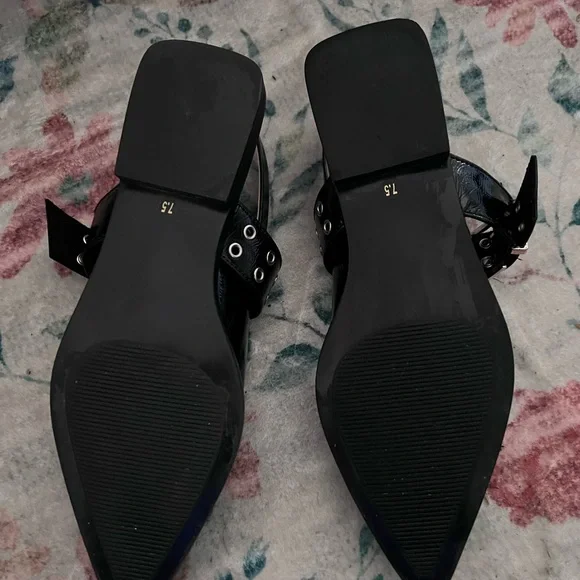 Steve Madden Black Patent Loafers with Silver Buckle - Picture 4 of 4